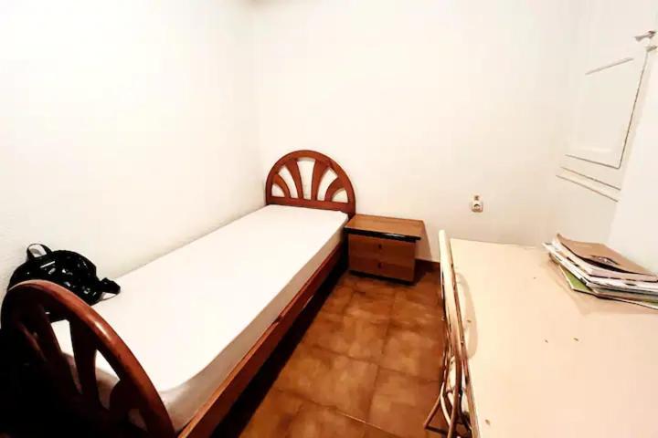 Comfortable Room - Habitacion Acogedora Valencia Exterior photo